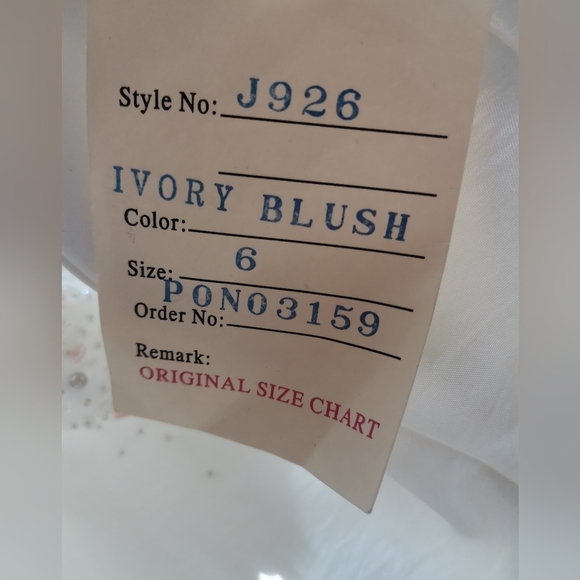 MAGGIE SOTTERO WEDDING DRESS - Picture 5 of 7